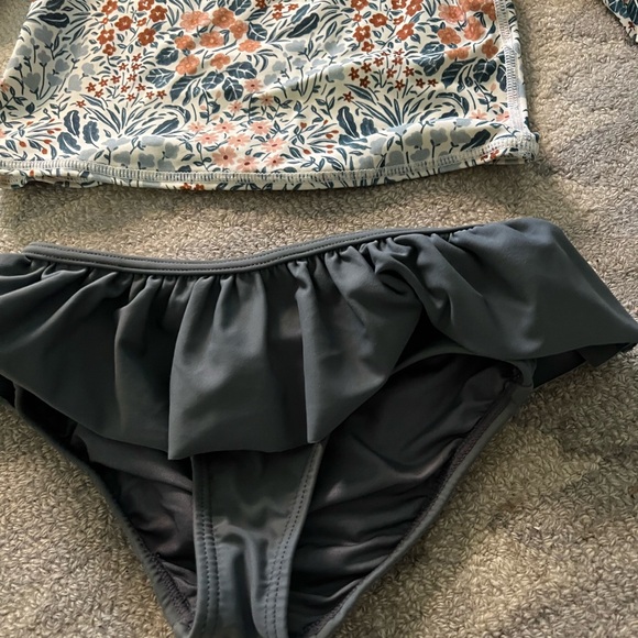 Rylee + Cru Rashguard set 4-5 - Picture 2 of 6